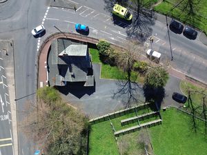 Photo 1- click for photo gallery